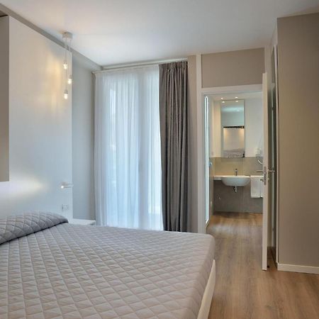 Embassy Hotel & Spa Cattolica Ngoại thất bức ảnh