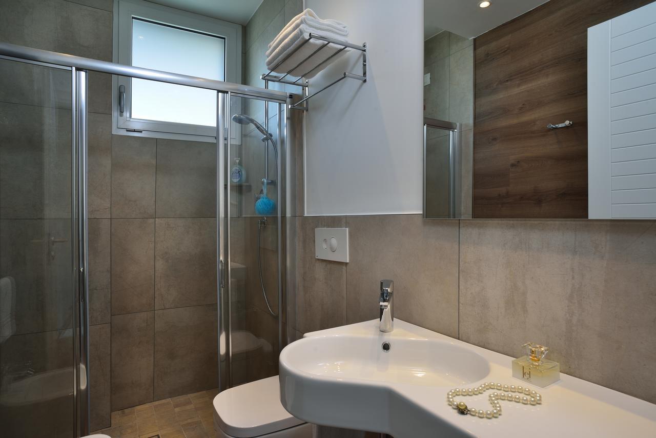 Embassy Hotel & Spa Cattolica Ngoại thất bức ảnh