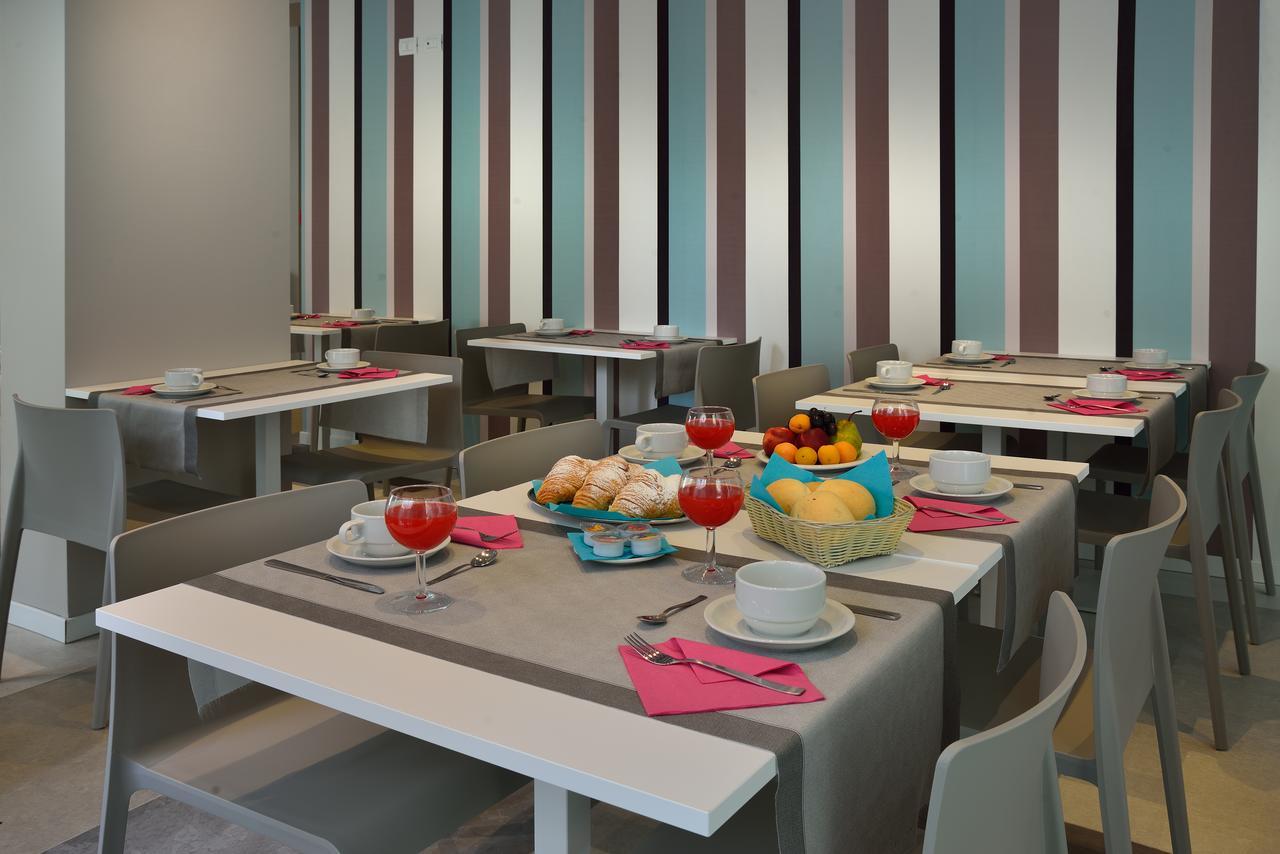 Embassy Hotel & Spa Cattolica Ngoại thất bức ảnh