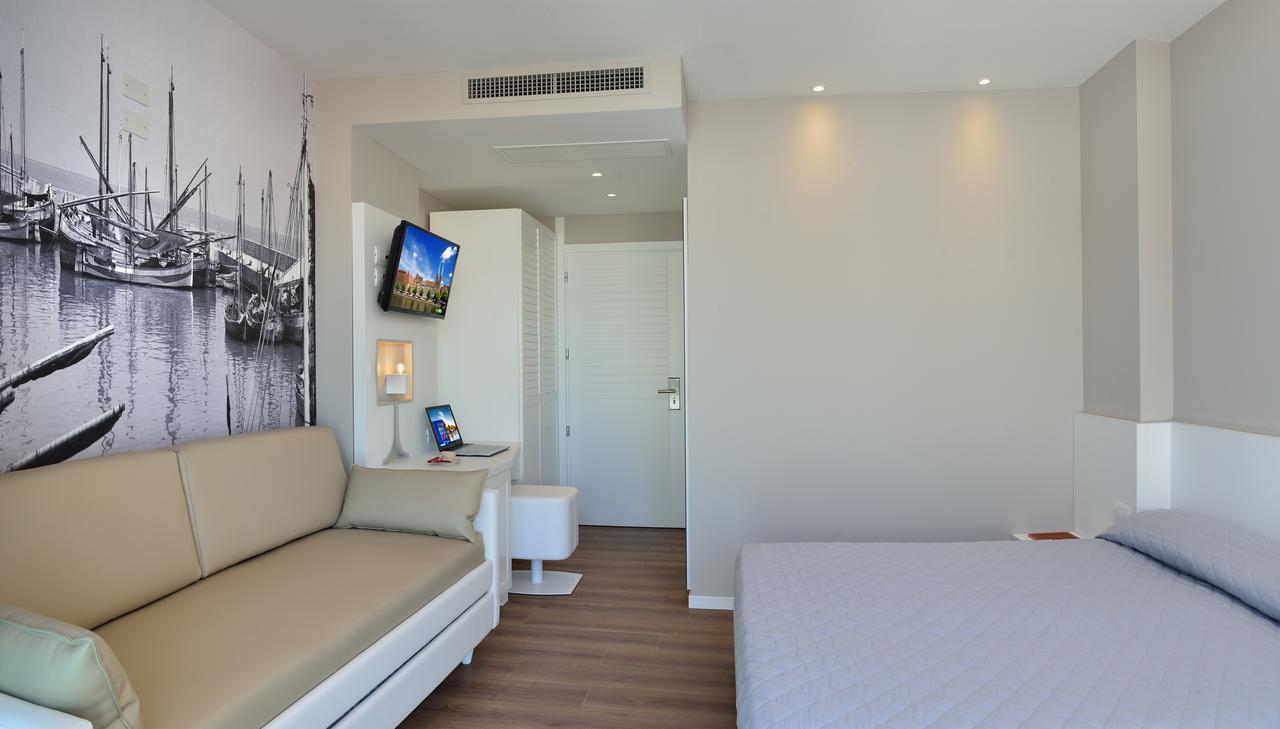Embassy Hotel & Spa Cattolica Ngoại thất bức ảnh
