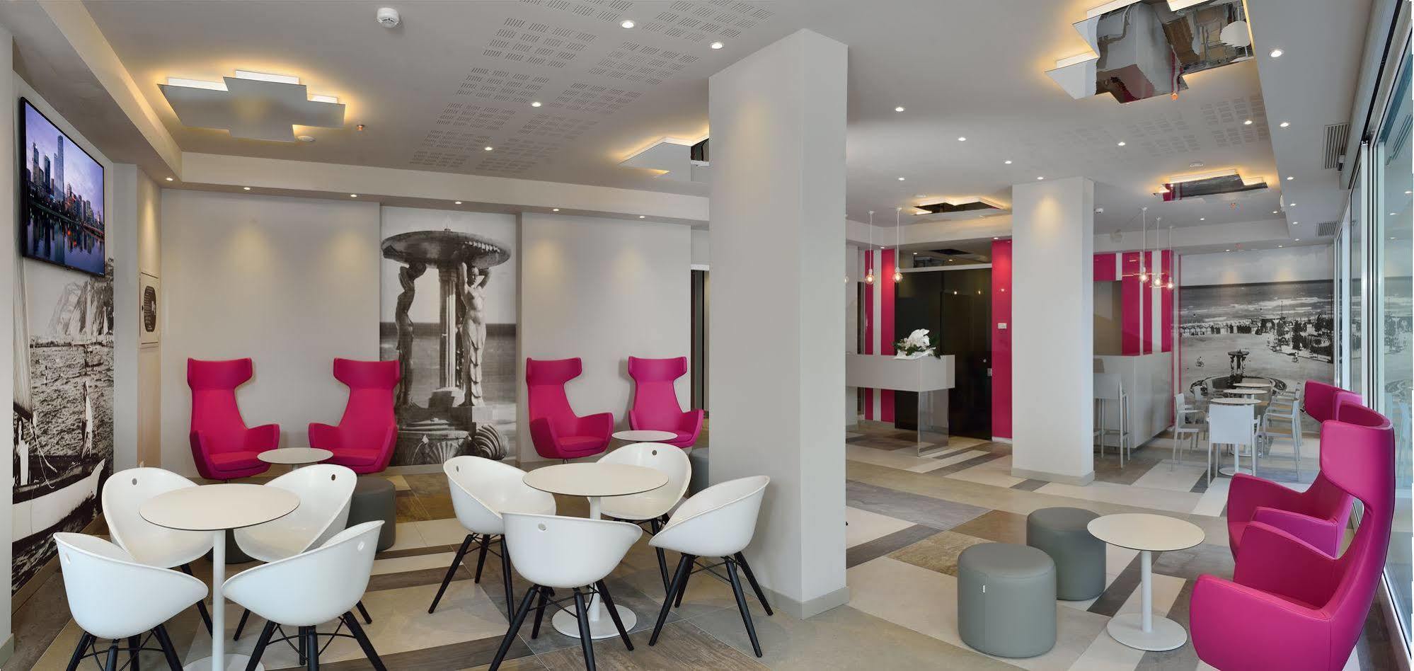 Embassy Hotel & Spa Cattolica Ngoại thất bức ảnh